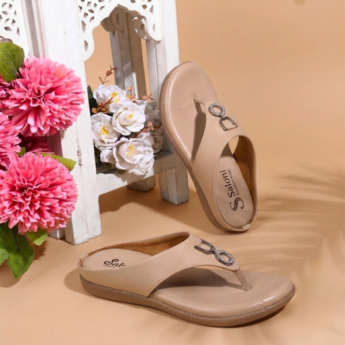 Saloni Comfort Wear Women’s Casual Comfort Sandals Stylish Flat Sandals for Daily Wear Lightweight Comfortable Ladies Footwear for Casual Outings, Travel and Everyday Use