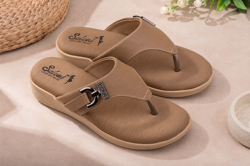 Saloni Comfort Wear Women’s Casual Comfort Sandals Stylish Ladies Chappal Comfortable Daily Wear Footwear Women’s Casual Sandals
